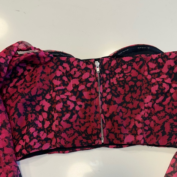 Revolve Blouse - Picture 4 of 4